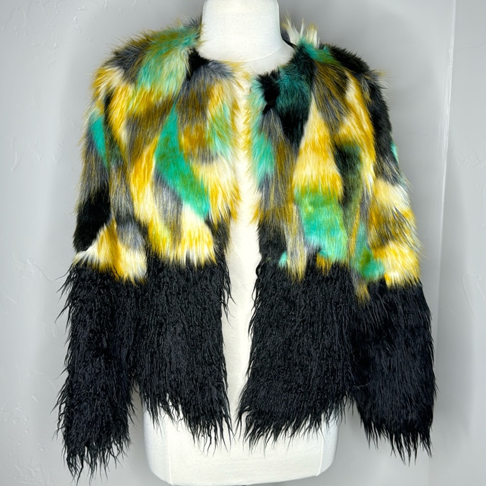 Lanshifei faux fur jacket Size Large